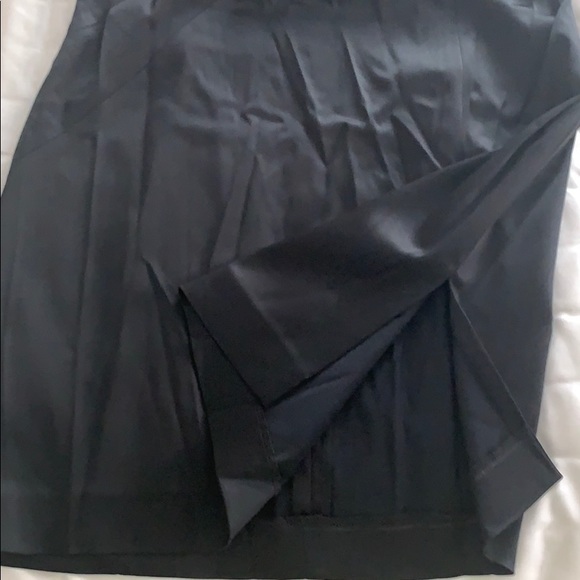 Calvin Klein - Picture 3 of 5